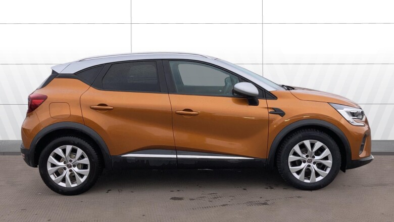 Renault Captur 1.3 TCE 130 Iconic 5dr Petrol Hatchback